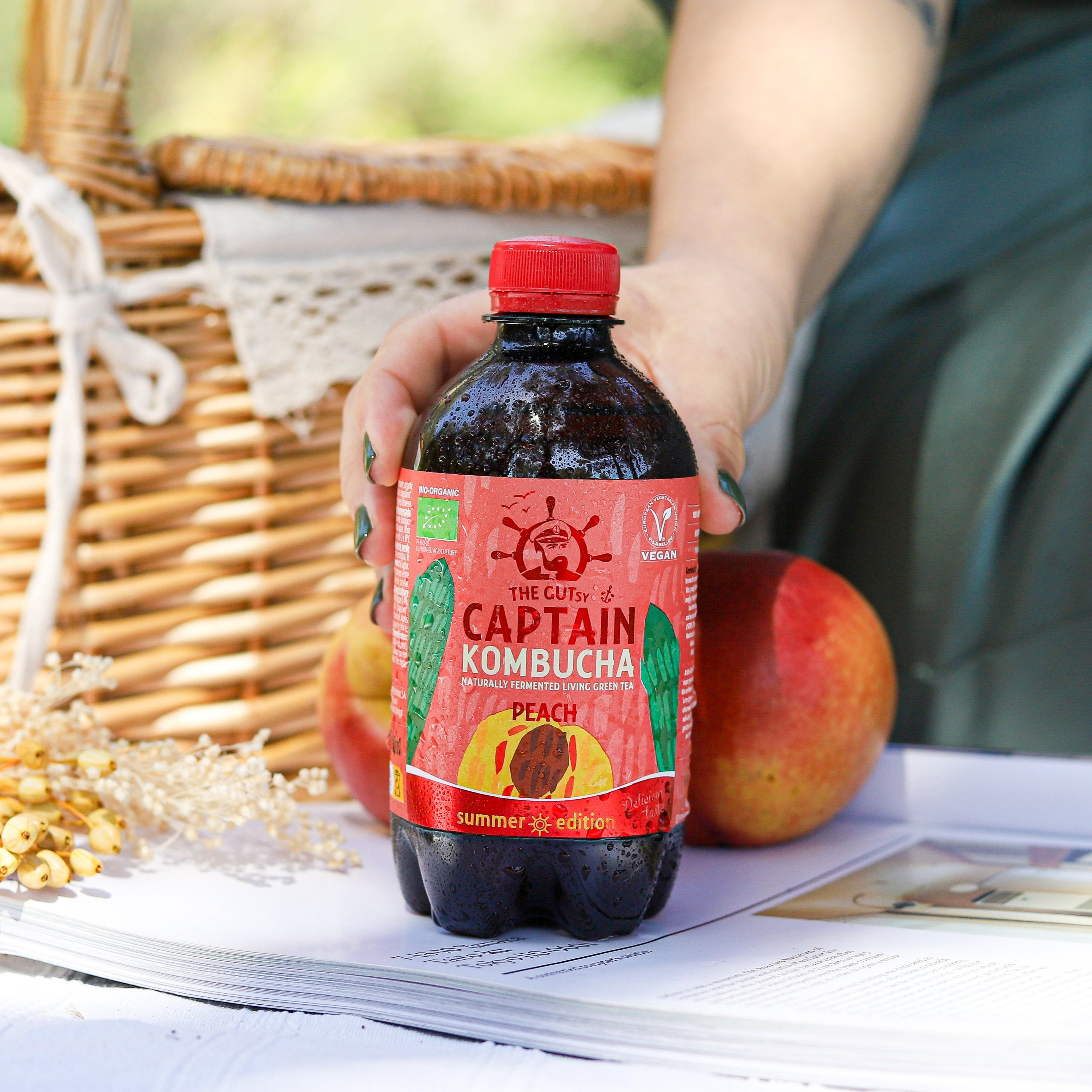 GUTsy Captain Kombucha - Letný broskyňový 12 x 400ml